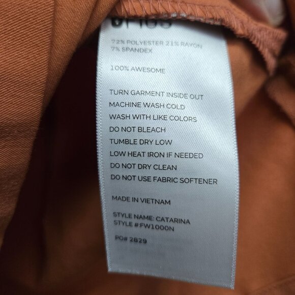 Figs Catarina Women's One Pocket Scrub Top in Terracotta 2829 M - Picture 5 of 7